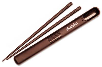 Akakiko Stäbchen Brown