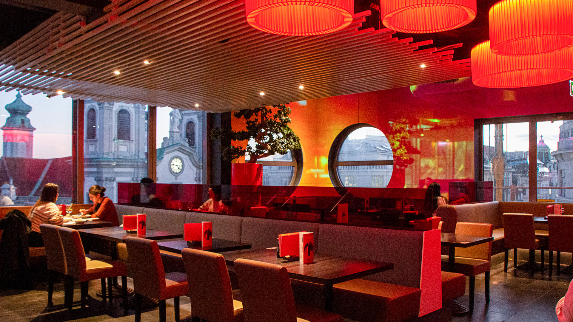 Akakiko Wien Gerngross # 3